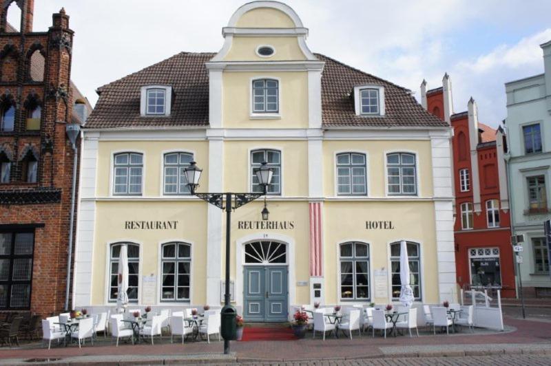 Hotel Reuterhaus Wismar Exterior photo